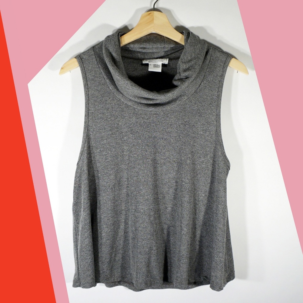 SALE • Urban Outfitters | Sleeveless Cowl Neck Top